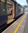 London Bridge platform 3.jpg