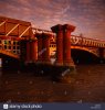 the-pillars-of-the-old-blackfriars-railway-bridge-across-the-river-D99MPR.jpg