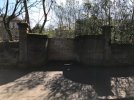 Darnley Road old pedestrian bridge entrance.jpg