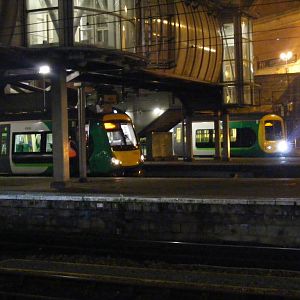 170 and 323 at Birmingham New Street