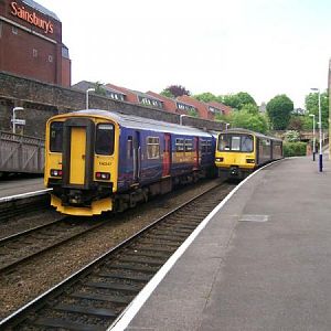 Outside of the morning peak and Saturdays, trains crossing at Clifton has been a rarity