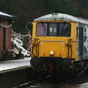 class 73 entering shackerstone station