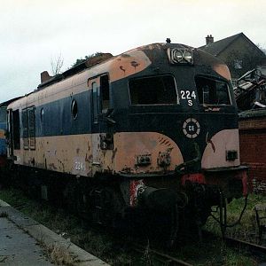 224 Ballymeana 11 1993
Awaiting the cuters torch along with 103, and Cravens ballast wagons