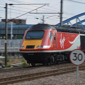 43 318