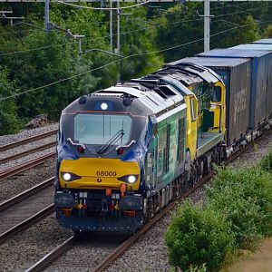 68 009 rescuing 70 006 near Nuneaton.