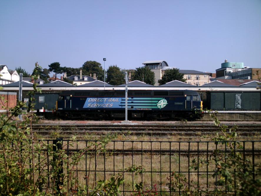 47501 - My first ever mainline loco i ever saw and took a picture of :)