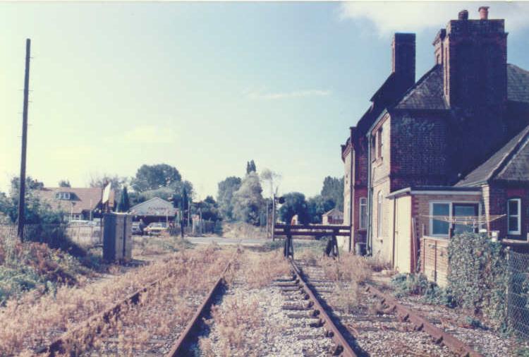 Colnbrook Level Crossing and Gatemans House 1986