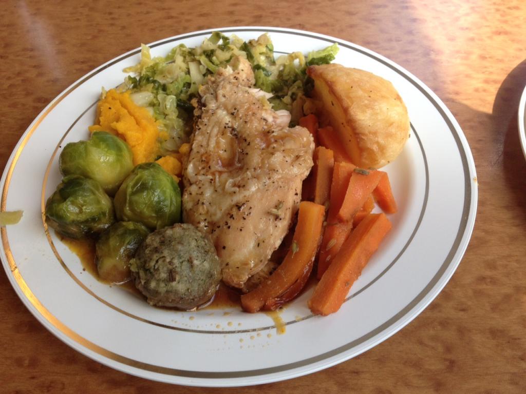 XC Trains pre-order hot meal option, Traditional Roast Chicken.