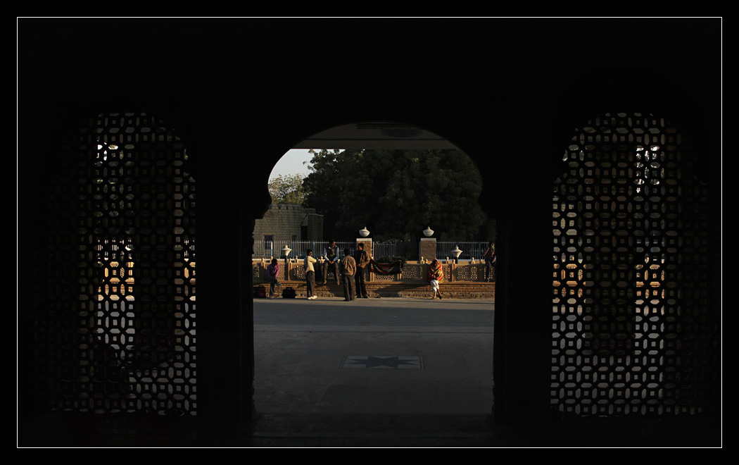 ir120823.jpg