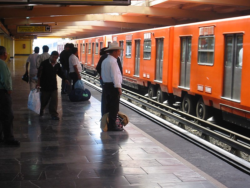 800px-Metro_Mexico_City.jpg