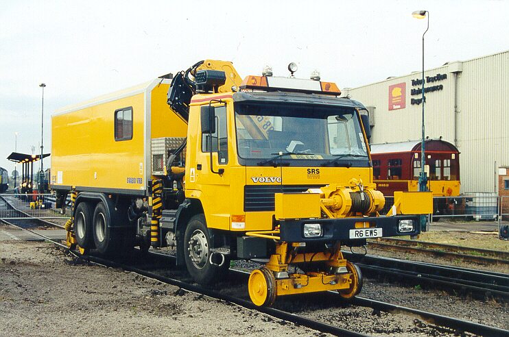 R6EWS-9.jpg