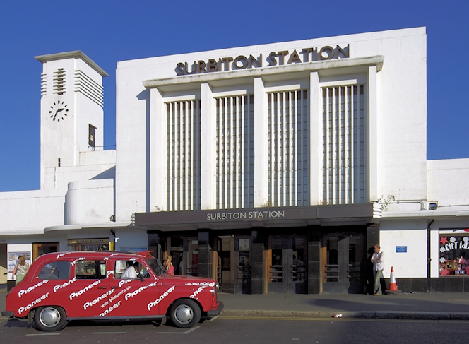 Surbiton-station-w.png