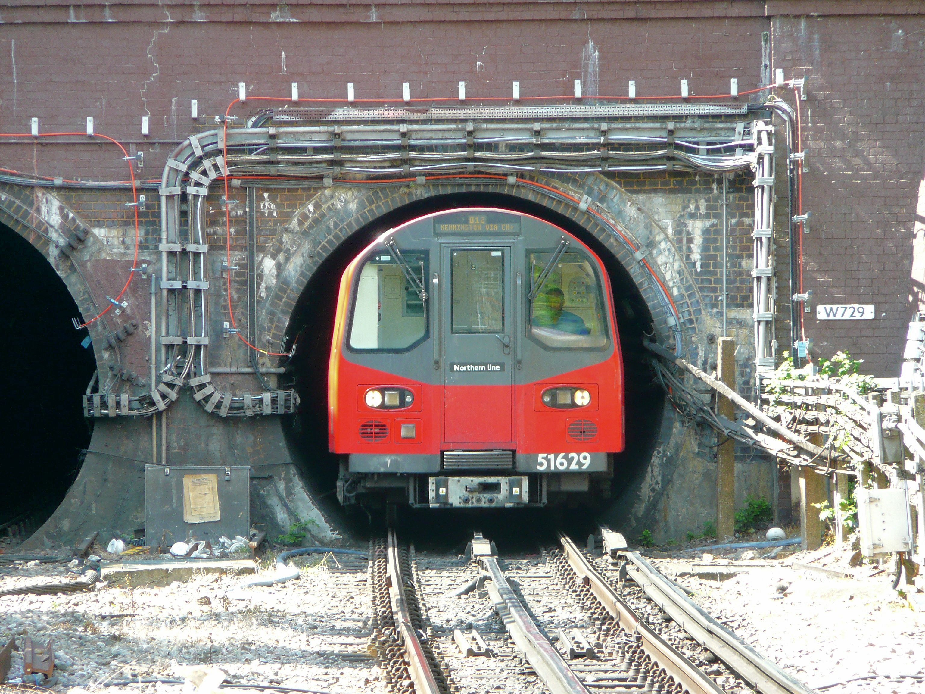 Why_London_Underground_is_nicknamed_The_Tube.jpg