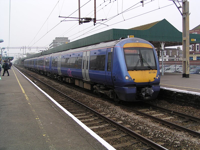 800px-357036_at_Southend_Central.jpg