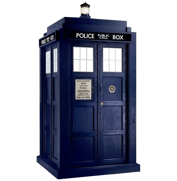Doctor-Who-Life-Size-TARDIS-Stand-Up-Cutout.jpg