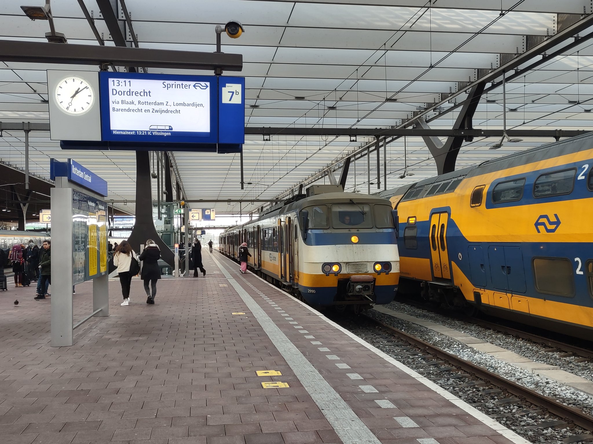 Sprinter at Rotterdam Central