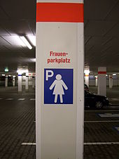 170px-Frauenparkplatz_Schild.jpg
