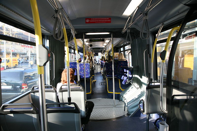 800px-Bus-Lausanne-IMG_0003.JPG