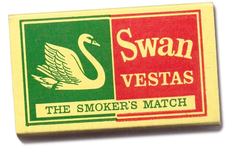 ac062-swan-vestas-matches-vinage-box.jpg